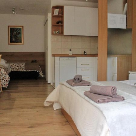 Studio Laura-Spacious Studio On The Main Beach Makarska Ngoại thất bức ảnh