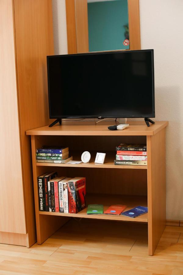 Studio Laura-Spacious Studio On The Main Beach Makarska Ngoại thất bức ảnh