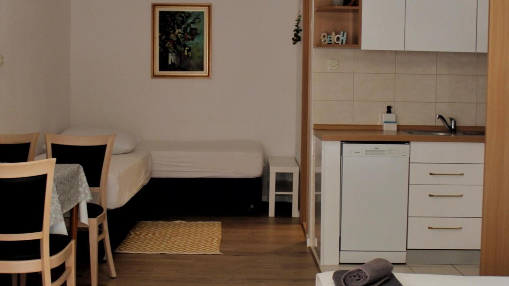 Studio Laura-Spacious Studio On The Main Beach Makarska Ngoại thất bức ảnh
