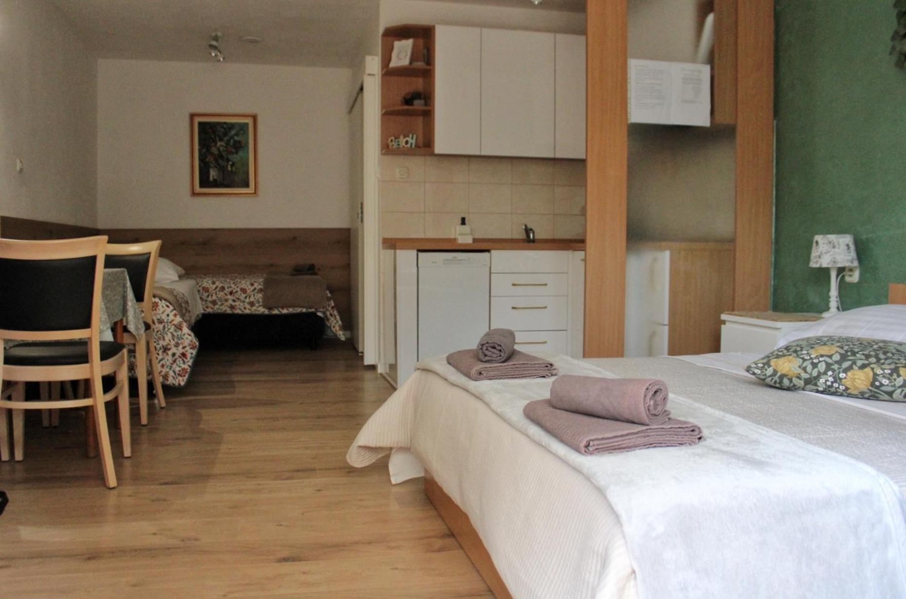 Studio Laura-Spacious Studio On The Main Beach Makarska Ngoại thất bức ảnh